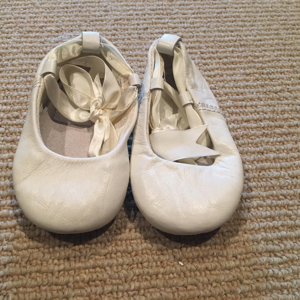 Like New  :  Toddler Girl Leather Ballet Flats